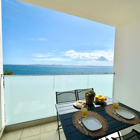 Meda Chica Apartment Roses Exterior photo